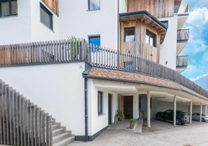 Attractive flat with beautiful views
