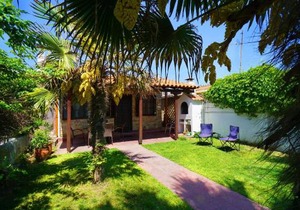 Avdira Seaside House