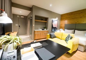 Avior Hotel