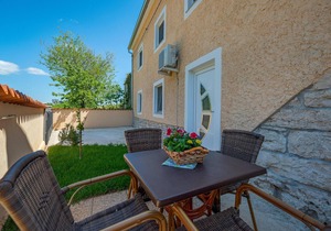 Awesome apartment in Divsici