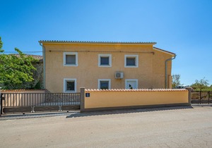 Awesome apartment in Divsici