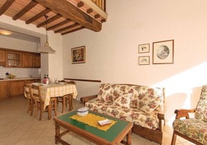 Awesome apartment in Pomarance PI