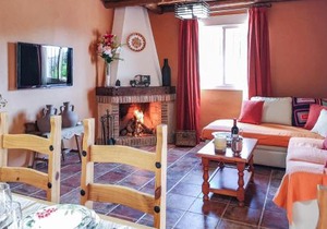 Awesome Home In Algatocín