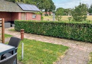 Awesome home in De Moer with WiFi
