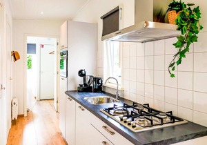 Awesome home in Heinkenszand with WiFi