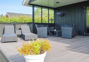 Awesome home in Hejls with WiFi