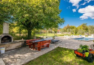 Awesome Home In Malinska With Wifi