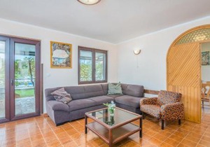 Awesome Home In Malinska With Wifi