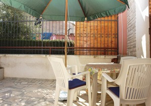 Awesome home in Pula with kitchen