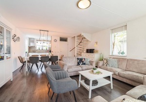 Awesome home in Wemeldinge with sauna