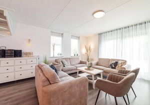Awesome home in Wemeldinge with sauna