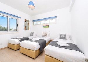 Ayia Triada View - A modern 4 bedroom Villa with private pool