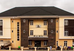 Bana Hotel & Suites