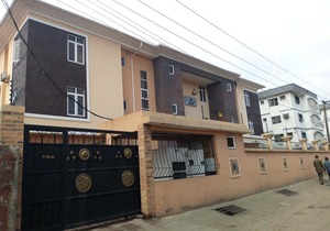 Bana Hotel & Suites