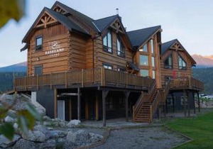 Basecamp Lodge Golden