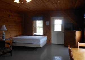 Bay Landing Camping Resort Cabin 14