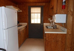 Bay Landing Camping Resort Deluxe Cabin 30