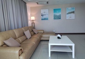 Bay Resort Condominium