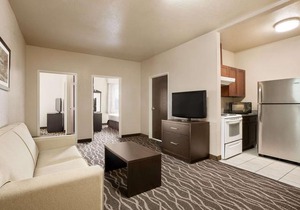 Baymont by Wyndham Clute Khach san