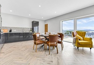 BayView Luxury 3 Bedroom Apartment First Floor