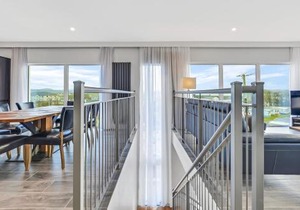 BayView Luxury 4 Bedroom Villa