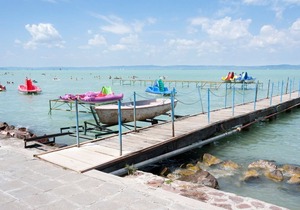Beach Ap.4 - Two Bedroom Apartment, Sleeps 4
