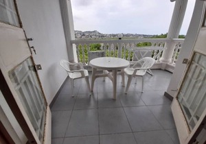 Beach Apartment with Ocean and Bay View - D