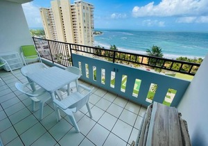 BEACH FRONT 15th Floor Studio w/POOL & PARKING @ PLAYA AZUL 2