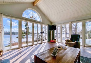 Beach front home in Köpmannebro