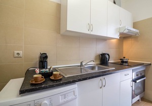 "Beach Residence 01" with Terrace, Barbecue, Wi-Fi & Cable TV; Parking Available