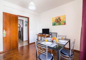 "Beach Residence 21" with Balcony, Barbecue, Wi-Fi & Cable TV; Parking Available