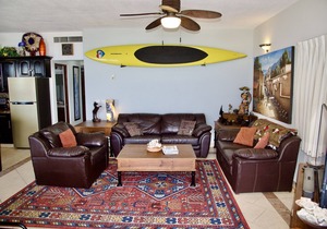 Beachfront 2BR Ocean View Condo - Free Wifi
