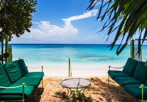 Beachfront Bliss Getaway - Nelson Gay (5 bed)