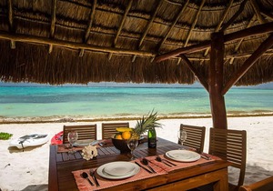 Beachfront Bungalow in Soliman Bay