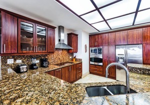 ☀Beachfront Oceanview☀ Private Jacuzzi & Full ktcn