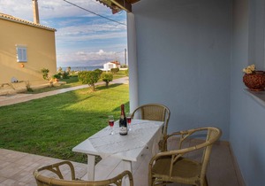 Beachside Bungalow 4 Acharavi Corfu