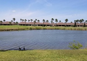 Beautiful 3 Bedroom Villa with a View of the Pond~16GH