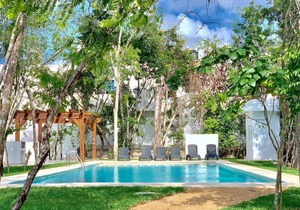 Beautiful 3 BR/3.5 bath Home@Selvanova