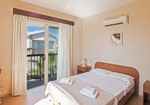 Beautiful 5 Star Holiday Villa in a Prime Location in Sotira