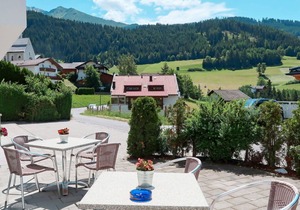 Beautiful apartment for 4 guests with WIFI, TV, terrace, pets allowed and parking