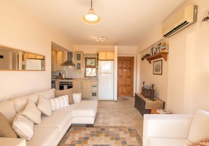 Beautiful apartment for 2 people, 1st floor, balcony, sea view, central location