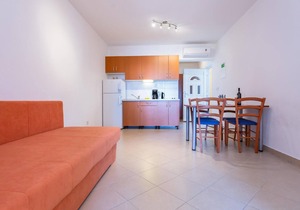 Beautiful apartment in Baska Voda