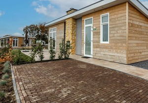 Beautiful apartment in villa for 4 people with A/C, pool, WIFI, TV, terrace and parking