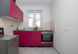 Beautiful apartment in Cizici with WiFi