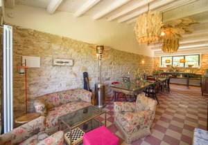 Beautiful apartment in Alia PA