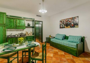 Beautiful apartment in Orosei with WiFi