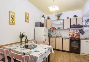 Beautiful apartment in Punat with WiFi