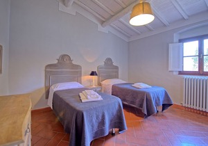Beautiful apartment for 5 people with WIFI, pool, A/C, panoramic view and parking