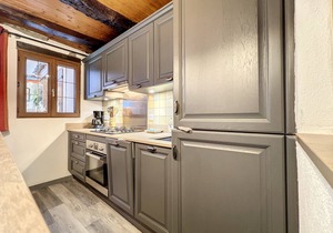Beautiful apartment with patio in the heart of the village
