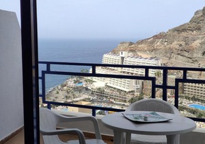 beautiful apartment with sea view